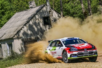 Újra ismeretlen pályákon