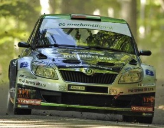 Látványos prológ a történelem árnyékában